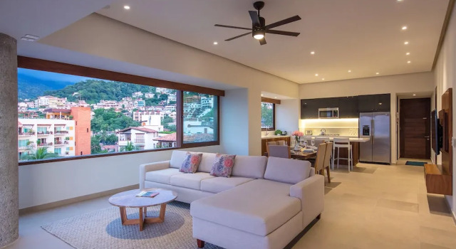 Номер Luxury Oceana Two Bedroom PH - Adults Only
