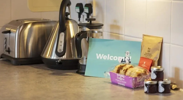 Lovely 2bed Flat for 6p, 10mins to Borough Market, Забронировать Отель Отели Лондона 3 звезды, рядом с Southwark Cathedral, 3*