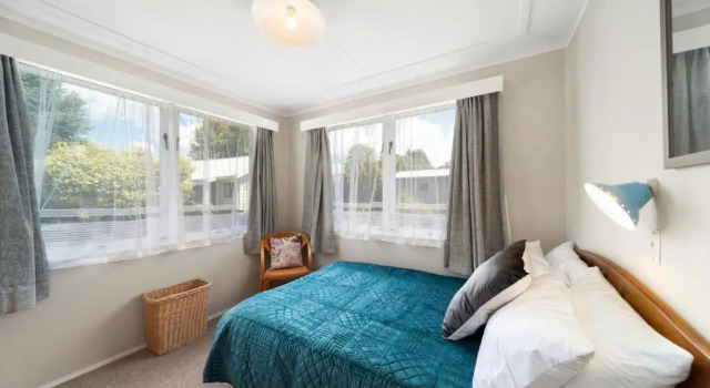 On the Fly at Kutai - Turangi Holiday Home