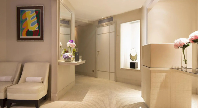 Le Burgundy Paris, Забронировать Отель Бизнес-отели Парижа, рядом с Theatre de L'Athenee Louis Jouvet, 4* 5*
