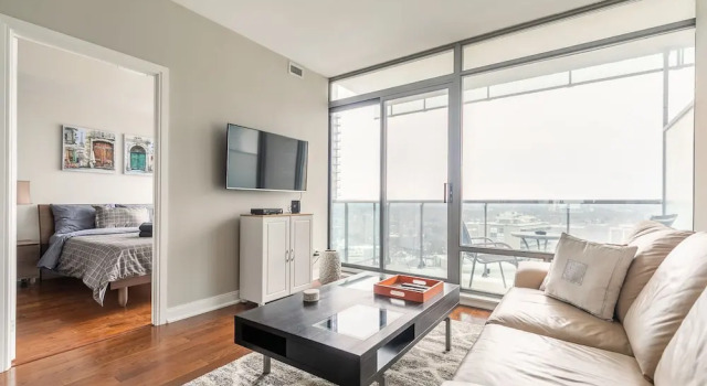Perfect 1BR Executive Suite Yorkville