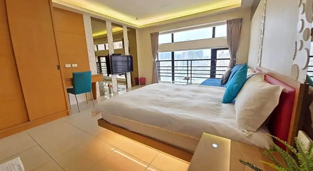 Двухместный номер Deluxe LJ Hotel