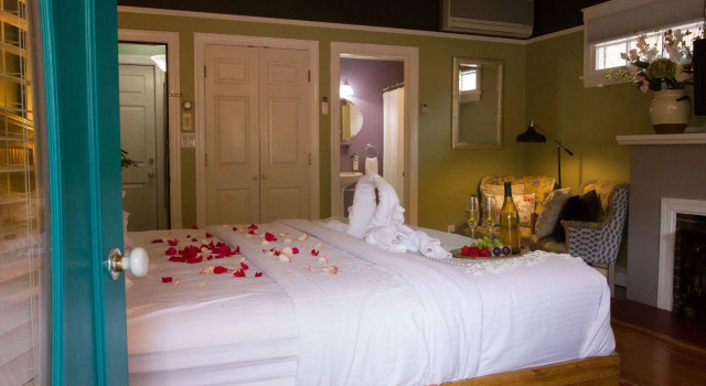 Inn On The Paseo