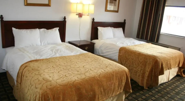 Четырёхместный номер Standard Scottish Inns Weatherford