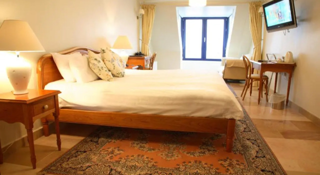 The Waterfront Hotel, Book Hotel Baltimore County Cork