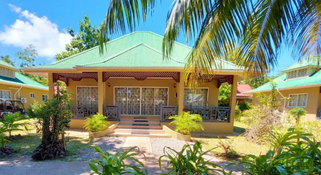 Hostellerie la Digue, Book Hotel La Digue and Inner Islands Seychellerne