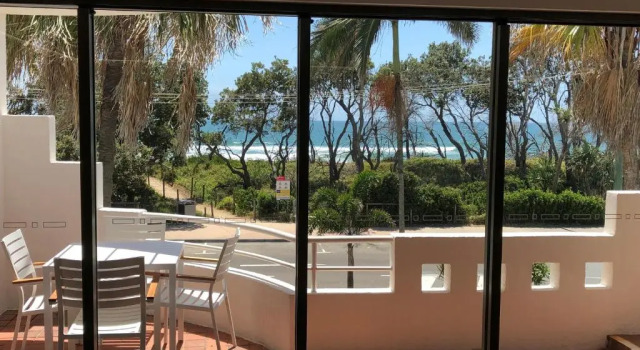 Апартаменты Superior Camargue Beachfront Apartments