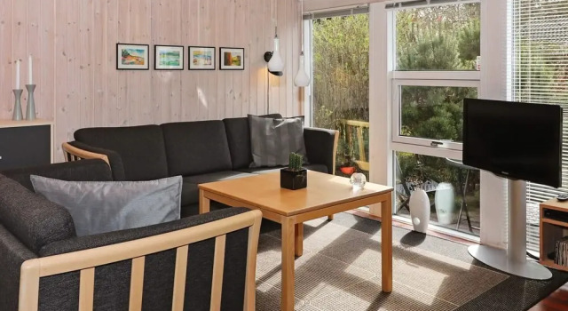 Unique Seaside Holiday Home in Hadsund near Terrace