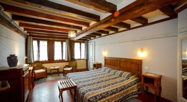 Номер Superior Logis Hôtel Restaurant Manoir De LAcherie