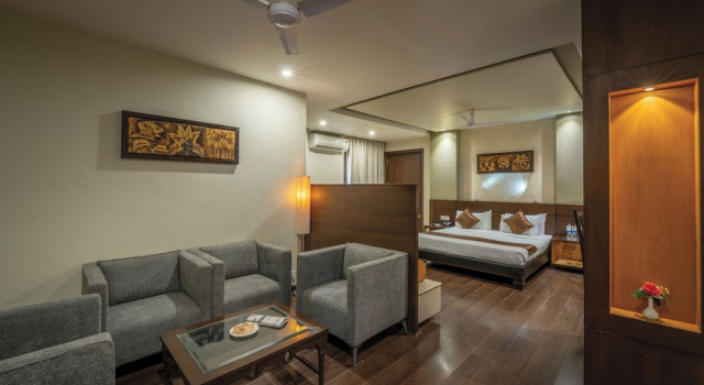 Люкс с балконом Lariya Resort