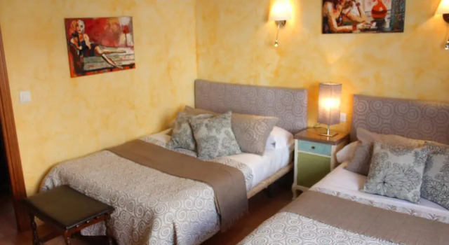 Трёхместный номер Standard Hostal Don Peque