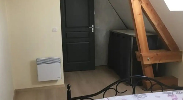 Cozy Holiday Home in Rudelle, Rezervați Casă de vacanță Rudelle Franța