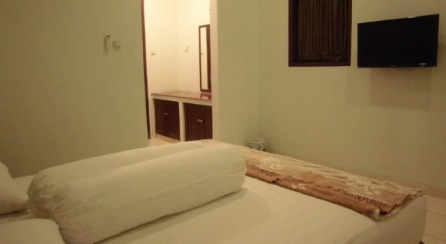 Griya Putri Dewi Family Guest House, Book Guesthouse Mantrijeron 