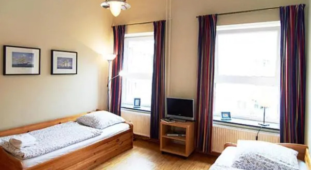 Апартаменты c 1 комнатой Appartements in der historischen Deichstrasse contactless Check in
