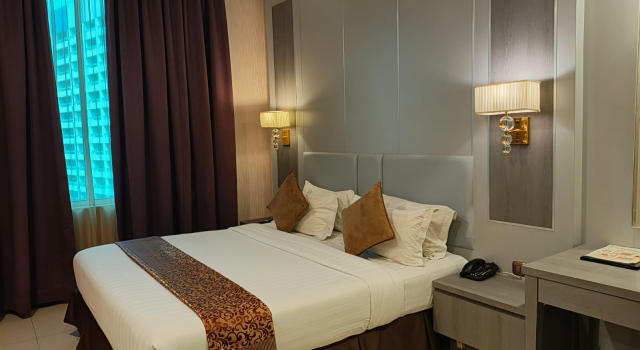 Двухместный номер Executive Grand Paragon Hotel