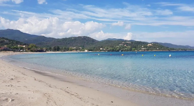 Three-room apartment for 6 people with air conditioning near Porto Vecchio, Varaa Huoneisto Zonza 