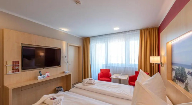 Двухместный номер Standard с балконом Hotel an der Stadthalle Rostock-Hbf