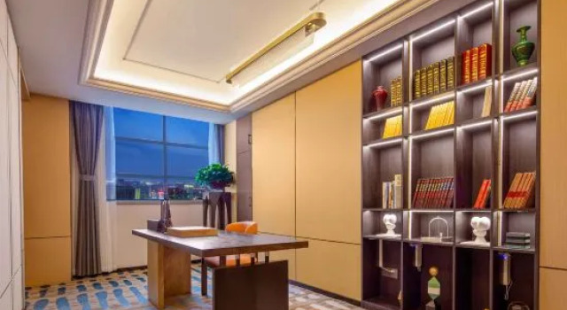 Люкс Yibin Nanxi Juyang Hotel