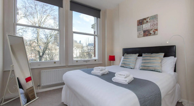 Club Living - Barbican Apartments, Забронировать Апартаменты/квартира Отели Лондона с парковкой, рядом с Госпиталь Святого Варфоломея, Парковка