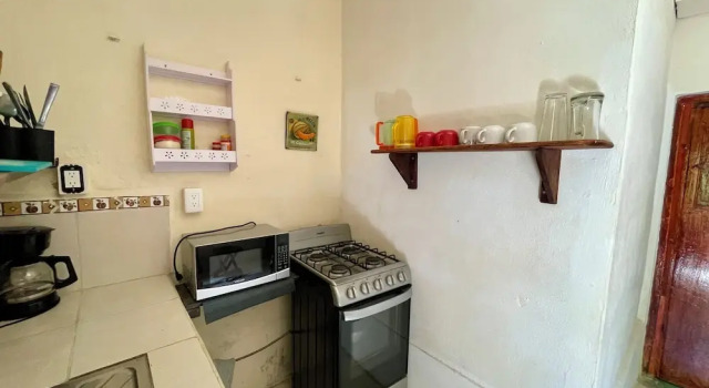 Апартаменты Cozy Apartment w Kitchen Downtown