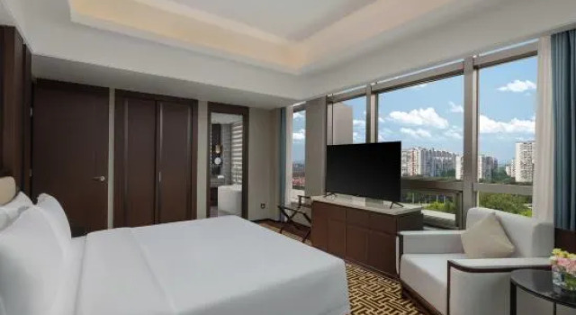 Люкс Business Beijing Century Huatian Hotel