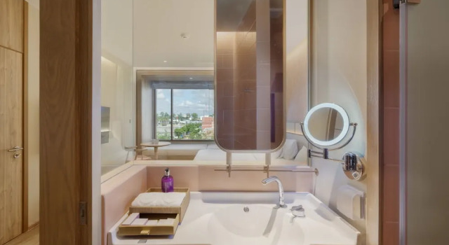 Четырёхместный номер Deluxe Centara Ubon
