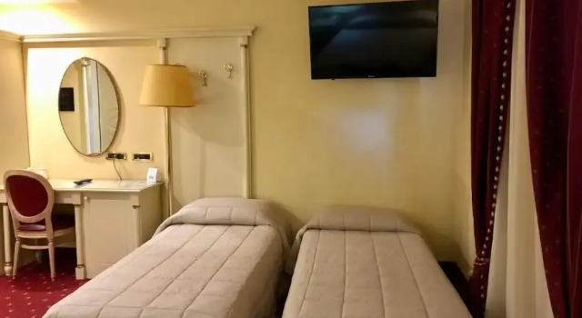 Четырёхместный номер Classic Grand Hotel Osman