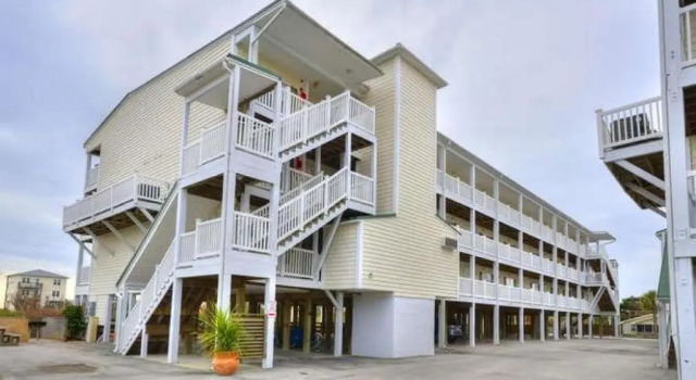 Ocean Walk 1103, Забронировать Отель Отели Острова Оук с бассейном, Бассейн
