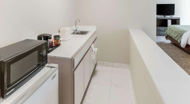 Двухместный люкс Quality Inn & Suites Plattsburgh