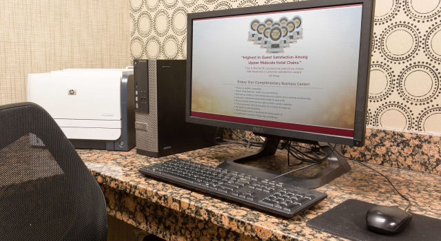 Drury Inn & Suites Flagstaff, Забронировать Отель Флагстафф 