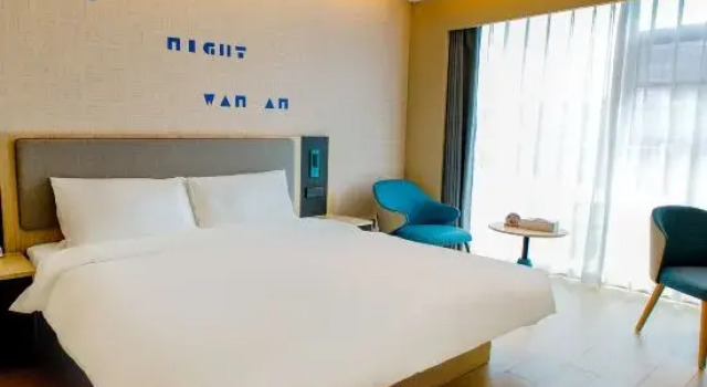 Люкс Home Inn · Neo (Lvliang Liulin County South Station Branch)