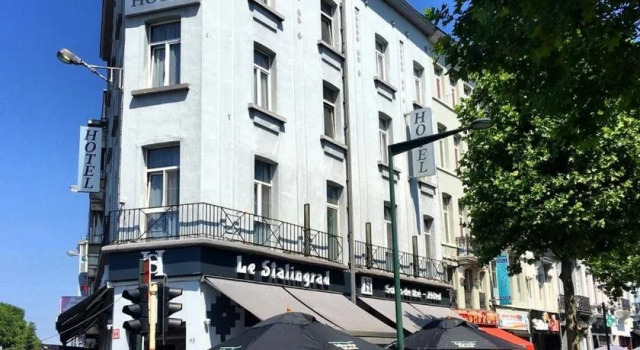Hôtel Stalingrad, Rezerwuj Hotel Hotele w Bruksela z parkingiem, Parking