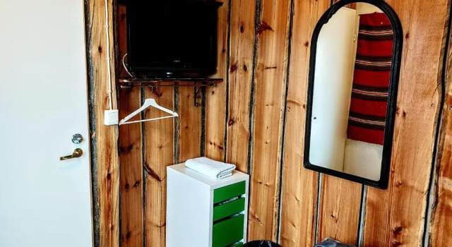120 yrs. old log house in Kuopio city centre, Buchen Sie Hotel Hotels in Ostfinnland mit Parkplatz, Parkplätze