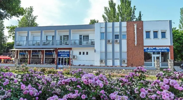 Northside Hotel, Rezervovat Hotel Alsoors 