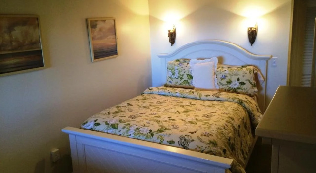 Perkins Cove Oceanfront Cottage, Забронировать Дом для отпуска Оганквит штат Мэн, рядом с Театр в Оганквите