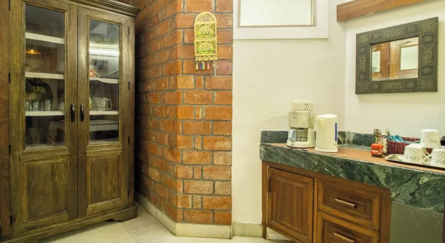 Номер Standard Opulent Antique 6BR Independent Villa in Gurugram