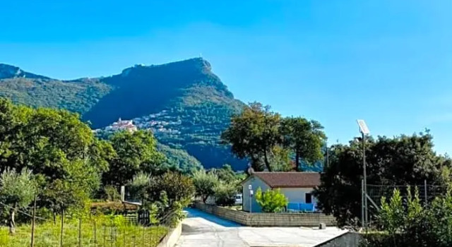 B&B da AnnaMaria, Book Bed and Breakfast Hotels in Maratea with Parking, Parking