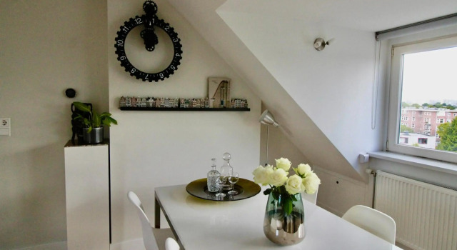 Beautiful penthouse near Rai and centre