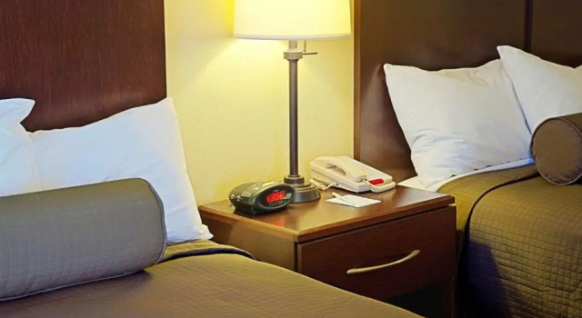 Двухместный люкс Spark by Hilton Phoenix East Mesa