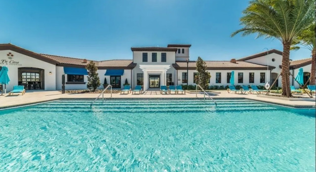 Windsor at Westside 2006 - Five Bedroom Townhome with Private Pool, Book Hotel Hoteller i Four Corners med pool, Swimmingpool