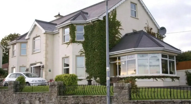 Caldra B&B, Забронировать Отель «постель и завтрак» Банкрана Inishowen