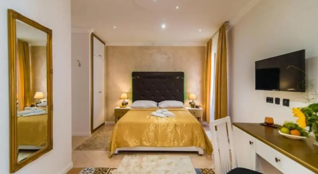 Bella Natka Bed and Breakfast, Забронировать Отель «постель и завтрак» Отели Ровинь 3 звезды, рядом с Church of Saint Benedict Rovinj, 3*