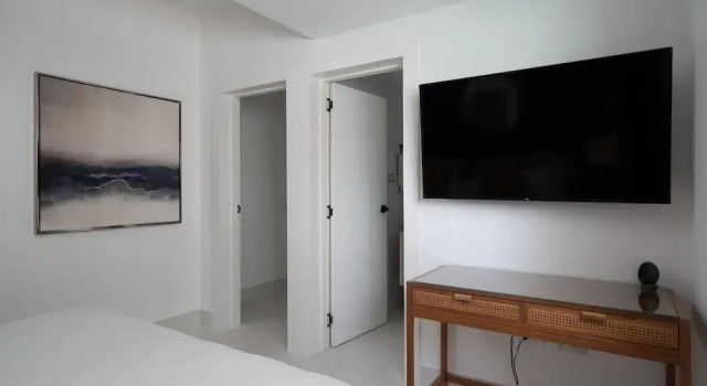 Shalom Residences By YellowKey