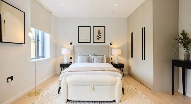 Апартаменты The Brondesbury Hideaway - Stylish 3bdr Flat With Balcony + Parking