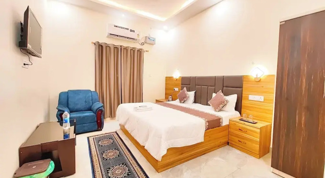 Двухместный номер Superior Shivam palace Ayodhya walking distance Ram mandir