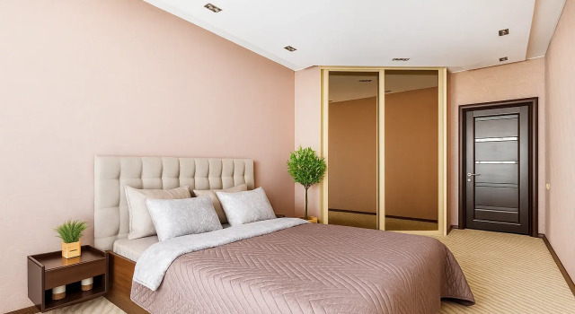 RusHouse on 61B Chistopolskaya Street, Prenota Appartamento Hotel a Tatarstan con parcheggio, Parcheggio