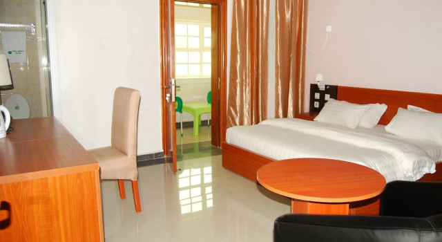 Kifina Emerald Hotel, Prenota Hotel Hotel a Bwari con parcheggio, Parcheggio