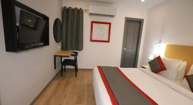 Qotel Hotel La Sarane Preet Vihar