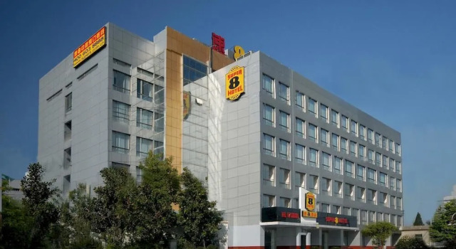 Super 8 Hotel, Book Hotel SPA Hotels in Wuhu, SPA