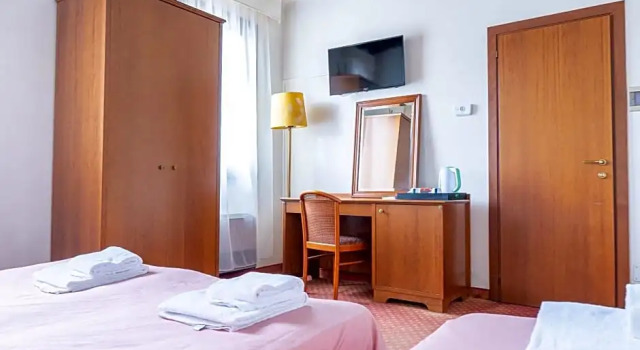 Номер Classic Hotel Villa Sara with pool and parking near Venice